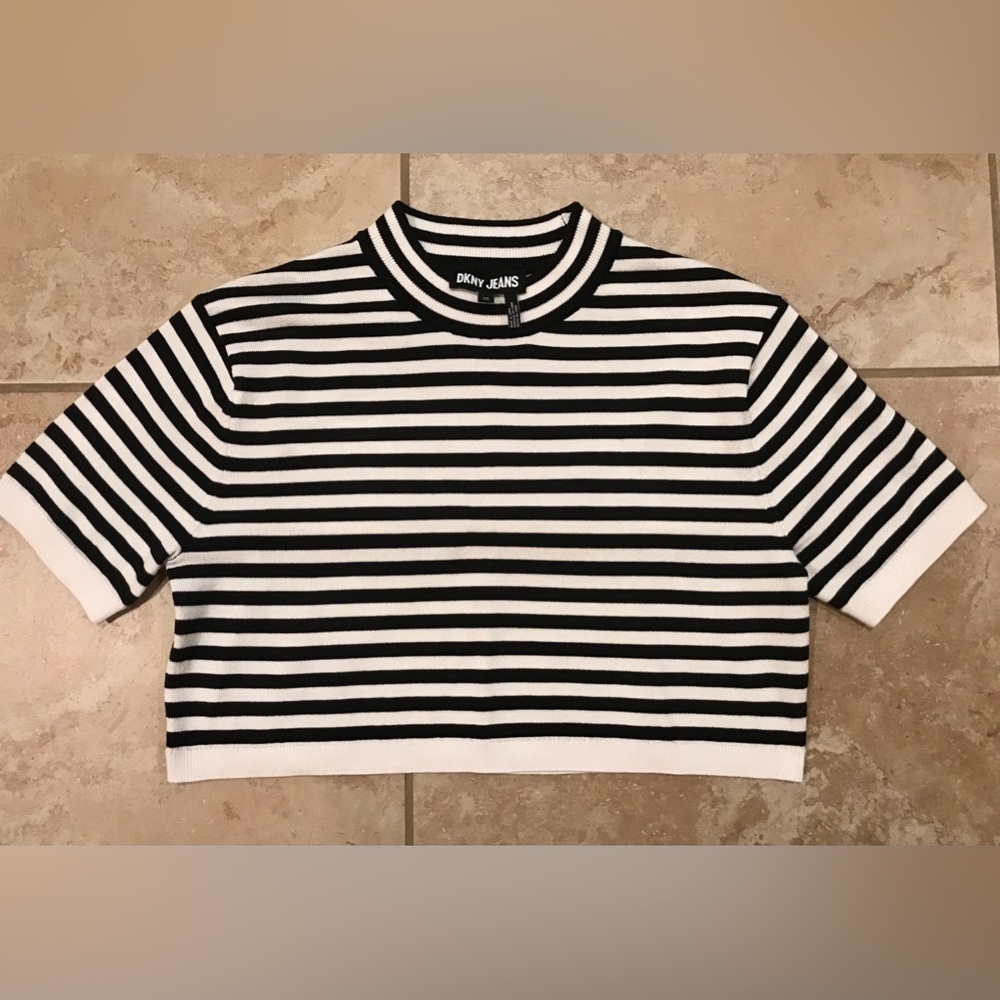DKNY Striped Black and White Mock Neck Crop Top - XS